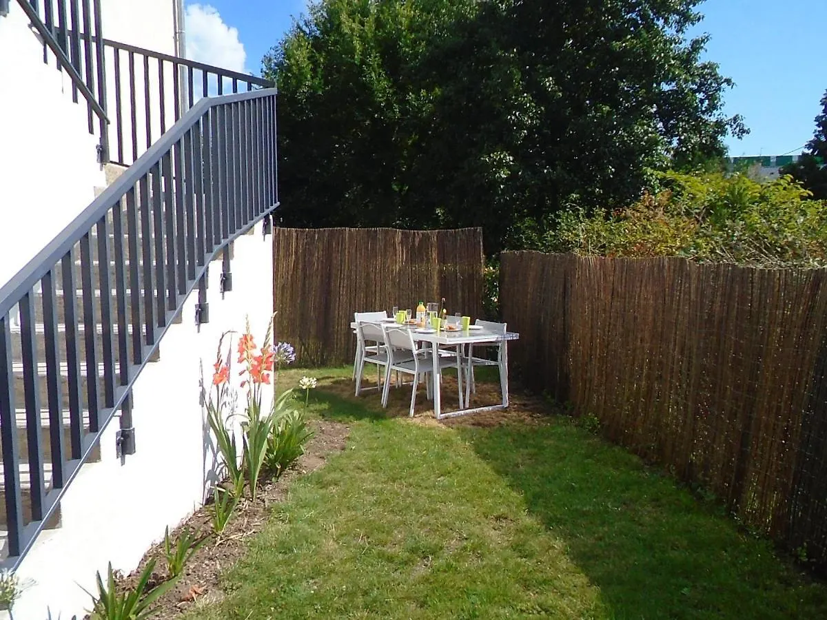 Au Calme, Avec Jardin Et Proches Des Sites Touristiques Apartment Vannes 0*,  France